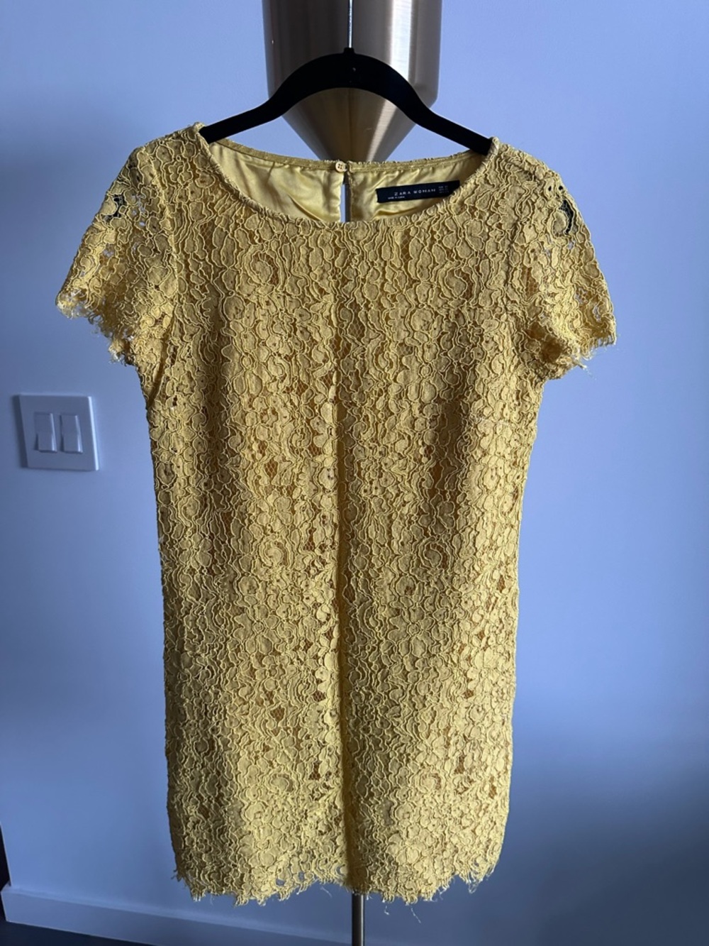 Zara - Bright Yellow Floral Lace Mini Dress - XS